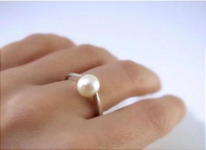 ANEL GÔNDOLA PÉROLA BIWA