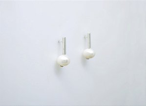 BRINCO SLIM PÉROLA BIWA