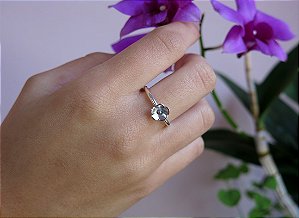 ANEL DELICADO VIOLETA SÓ PRATA PRATA