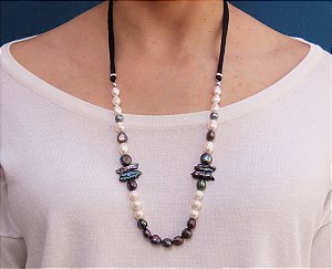 COLAR SEDA PÉROLA BIWA E PÉROLA KESHIS