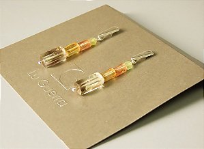 BRINCO TRILOGIA EXCLAMAÇÃO QUARTZO FUMÊ E PEDRAS VARIADAS