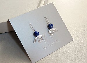 BRINCO GRAFISMO GANCHO LÁPIS LAZULI LÁPIS LAZÚLI