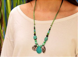 COLAR SEDA MADREPÉROLA E HOWLITA TURQUESA