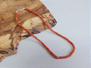 COLAR DELICADO ÁGATA