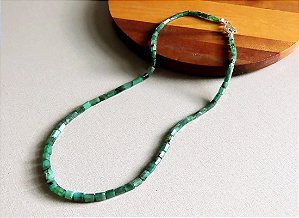 COLAR DELICADO COM ESMERADA II