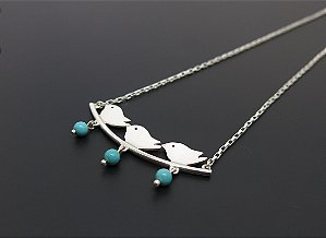COLAR MEUS 3 PASSARINHOS HOWLITA TURQUESA