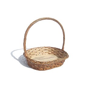 Cesta de vime oval de alça torcida