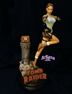 Estatueta Lara Croft Clássica - Modelo baseado no Remaster