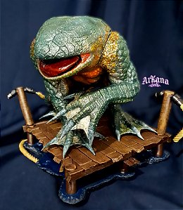 Figure Diorama Hunter Gamma "Frogger" Resident Evil