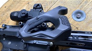 Front Grip Predator - G2