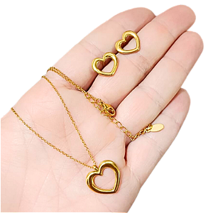 CONJUNTO CORAÇÃO EM AÇO 316L COM OURO 18K