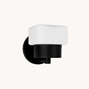 Arandela Externa KUBE 4416 em Alumínio com Vidro Branco – Estrutura C10,5 x P15 x A12,5 cm – 1 x G9 LED – Dueluci Iluminação