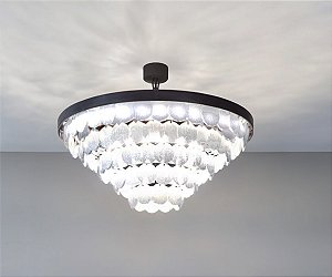 Lustre DNA Iluminação Redondo Eclipse 60cm ROCHA-RD60-DISCO – 3 Camadas – 12 Lâmpadas E14 – Rocha Selenita – Pintura