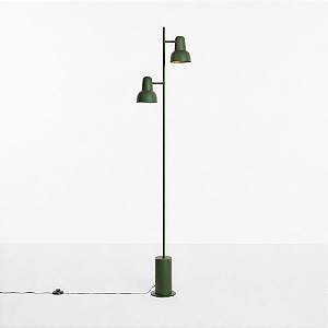 Coluna de Iluminação Golden Art Escriba em Latão com 2 Soquetes E27 170cm C1810-2LT