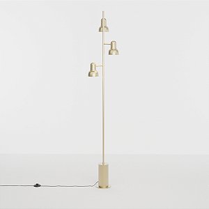 Coluna de Iluminação Golden Art Escriba em Latão com 3 Soquetes E27 170cm C1810-3LT