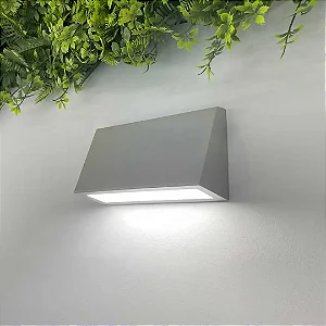 Arandela Finn LED 9W 3000K IP43 200x57x108mm Bivolt – Usina Design 19860-20LED3