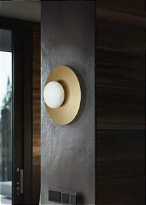 Arandela Itamonte Voss 289-302 Ø23cm LED Integrado 4W 400lm 3000K em Alumínio e Vidro Fosco Branco 230V
