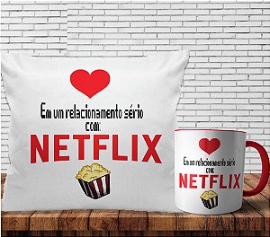 KIT DE ALMOFADA E CANECA NETFLIX
