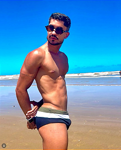 Sunga masculina básica para praia