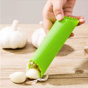 Tubo Rolo Descascador de alho estilo japonês em silicone