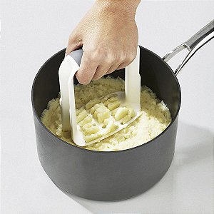 Amassador Espremedor de Batata Legumes Feijão ergonômico