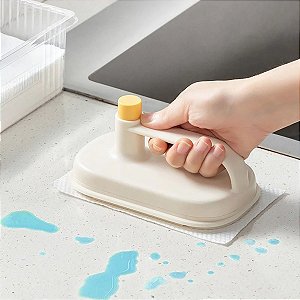 Escova de Limpeza Higiênica + 50 Lenços em algodão