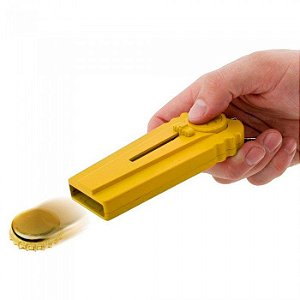 Chaveiro Abridor de Garrafa com Lança Tampinhas - amarelo