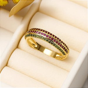 Anel  aparador cravejado com zircônias coloridas folheados a ouro 18k