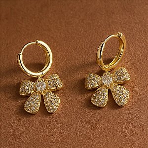 Brinco de argola laço folheado a ouro 18k