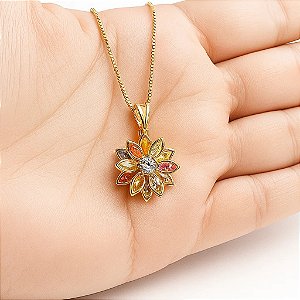 Colar Flor Radiante com Pedras Coloridas  Banhado a  Ouro 18k