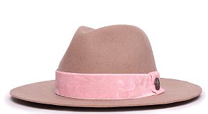 Chapéu Fedora 100% Lã Bege Aba 7cm Faixa Rosa Claro - Coleção Animale