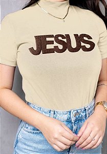 T-shirt Gola Alta - Aplicação Jesus Strass - COR BAMBU