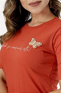 Vestido Permita-se Voar Mais Alto - Borboleta Aplicada - Versátil e Estilo.