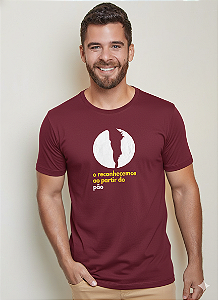 Camiseta O Reconhecemos ao Partir o Pão - Tudo em uma só peça