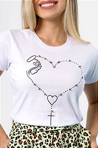 T-shirt Nossa Senhora Terço Coração Com Aplicação De Pérolas Branca Terço Coração P