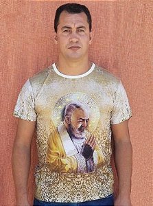 Camiseta Santo Padre Pio - Frente e Verso
