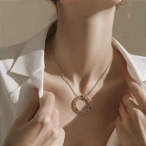 COLAR MANDALA AMOR DOURADA.