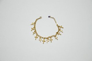 PULSEIRA FOLHEADA OURO 18K COM PINGENTES DE CRUZ