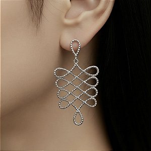 BRINCO FOLHEADO RODIO BRANCO REDE