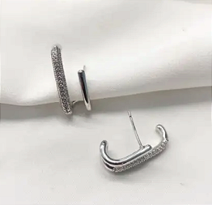 Brinco Prata 925 Ear Hook Cravejado Com Banho De Rodio