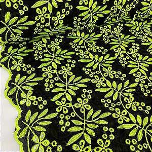 Layse Bordada Fundo Preto Com Floral Verde Neon