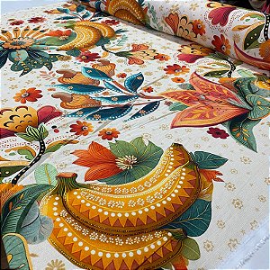 Viscose Digital Nacional Fundo Claro Com Flores e Frutas