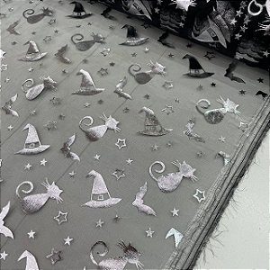 Organza Halloween Fundo Preto com Gato, Morcego e Chapéu Prata