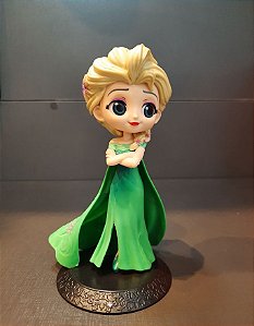 Estatua Elsa Rainha do Reino (pós coroação)