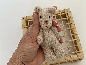 Ursinho de Tricô Mohair Bege Claro
