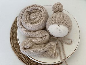Conjunto Wrap com Touca Pompom Mohair Bege Claro