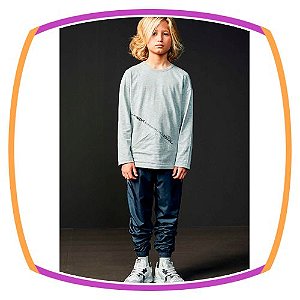 Conjunto infantil camiseta e calça jogger em nylon