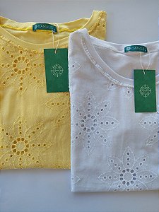 Blusa Feminina Com Frente e Manga de Laise