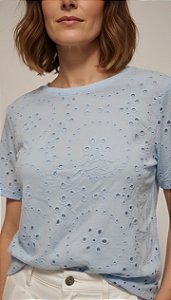 Blusa Feminina Com Frente e Manga de Laise