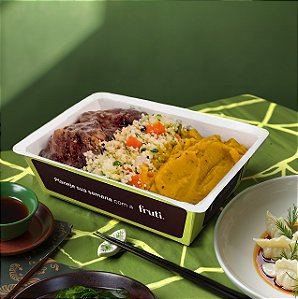 Couscous Marroquino, Sobrecoxa de Frango com Cerveja, Creme de Abóbora - 320g